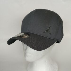 NEW Air Jordan Classic 99 Metal Gray Jumpmsn Cap. One Size Fits Most